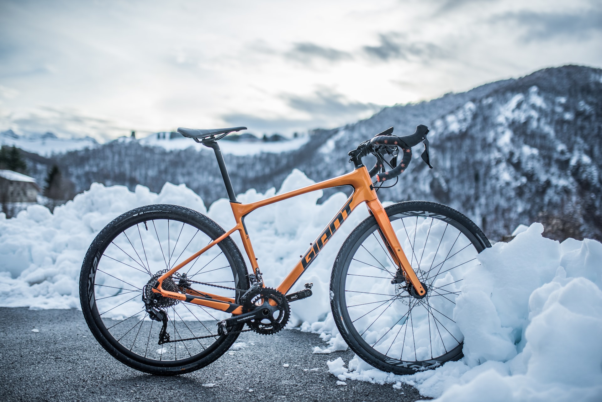 Cum sa iti folosesti bicicleta chiar si iarna